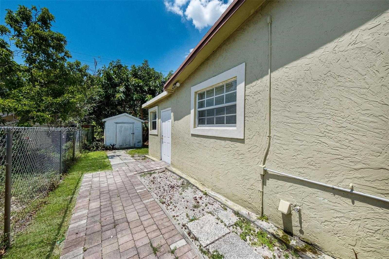 Small Image of 4240 NORTH WEST 22ND ST, Lauderhill Number 30