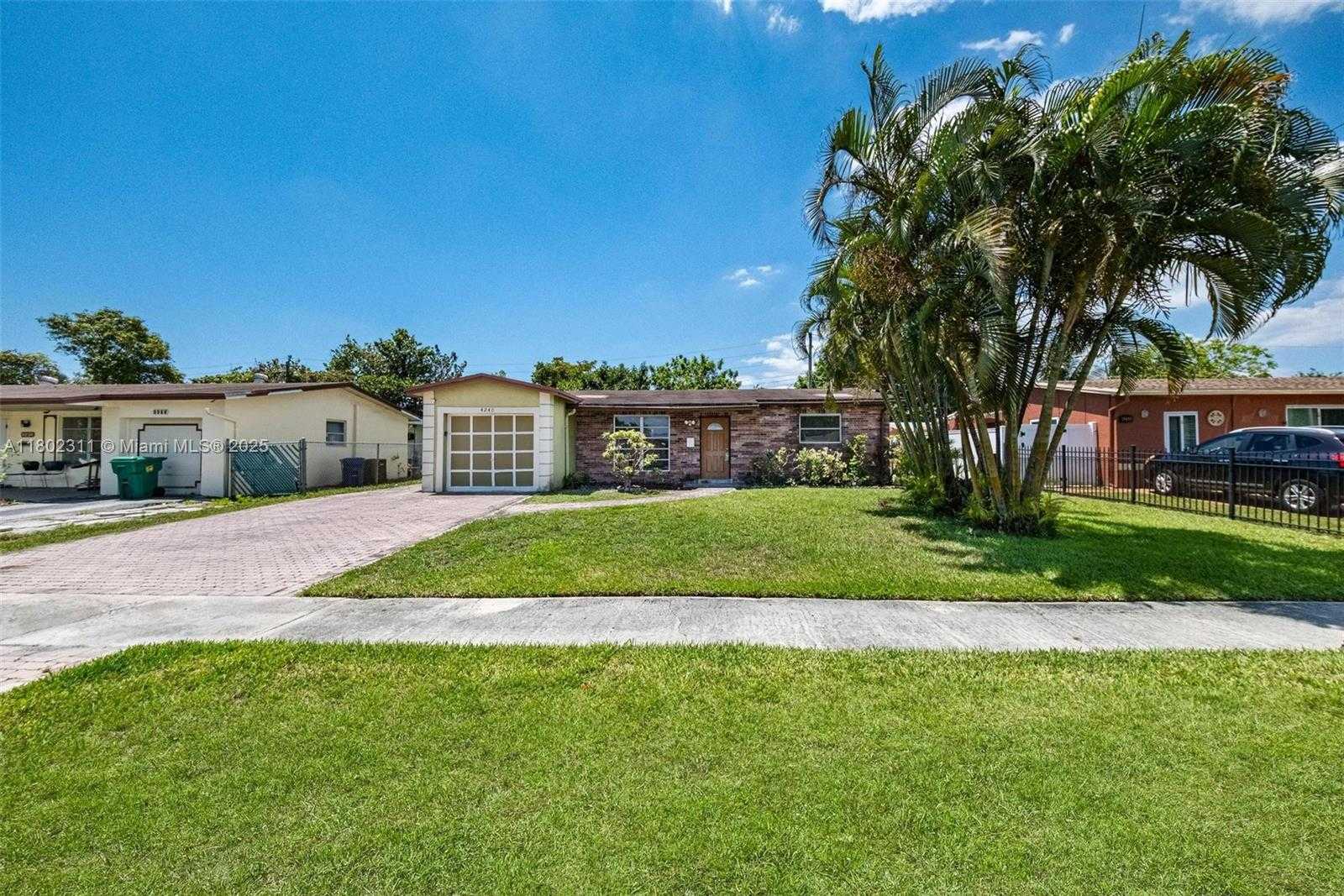 Small Image of 4240 NORTH WEST 22ND ST, Lauderhill Number 31