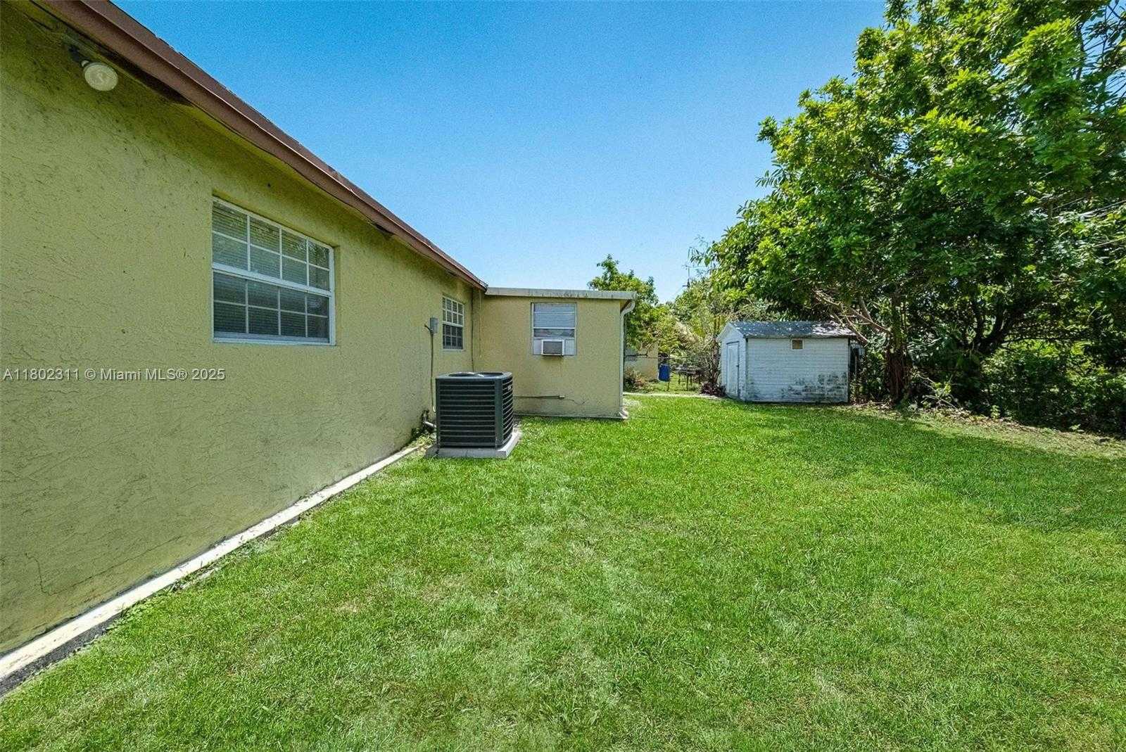 Small Image of 4240 NORTH WEST 22ND ST, Lauderhill Number 34