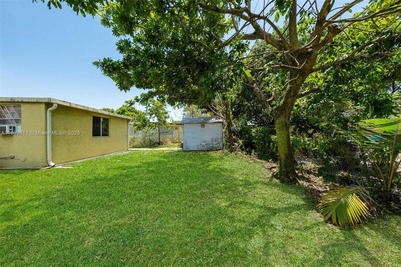 Small Image of 4240 NORTH WEST 22ND ST, Lauderhill Number 36