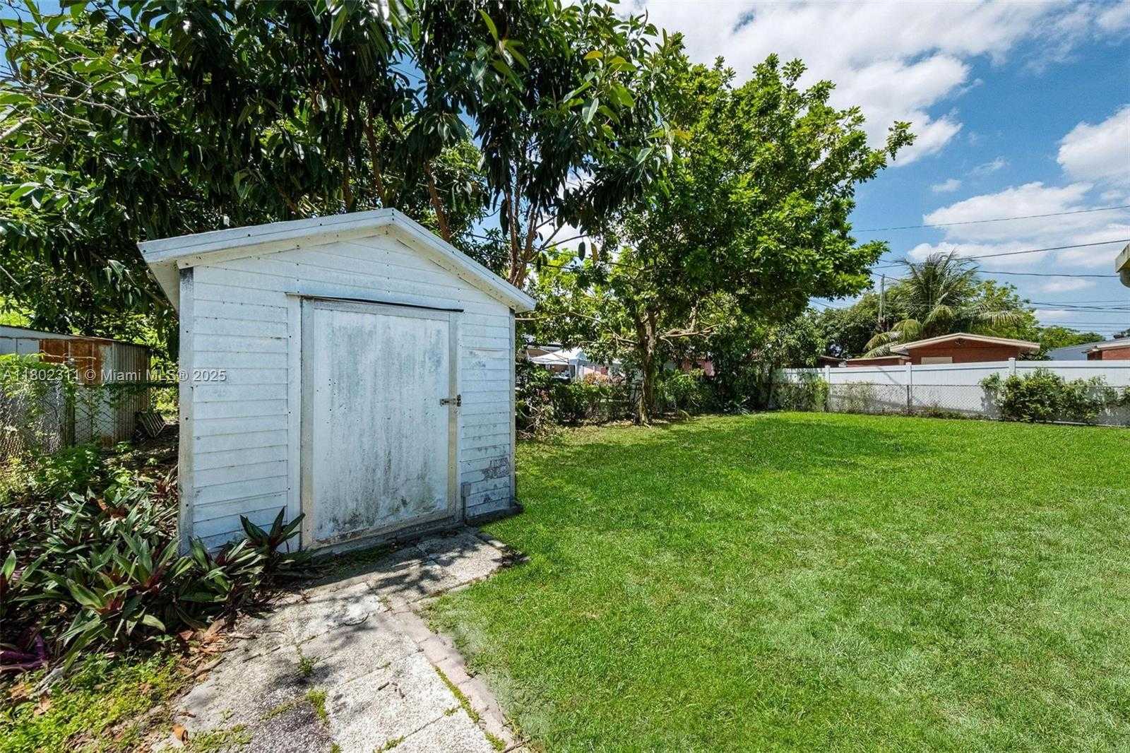 Small Image of 4240 NORTH WEST 22ND ST, Lauderhill Number 38