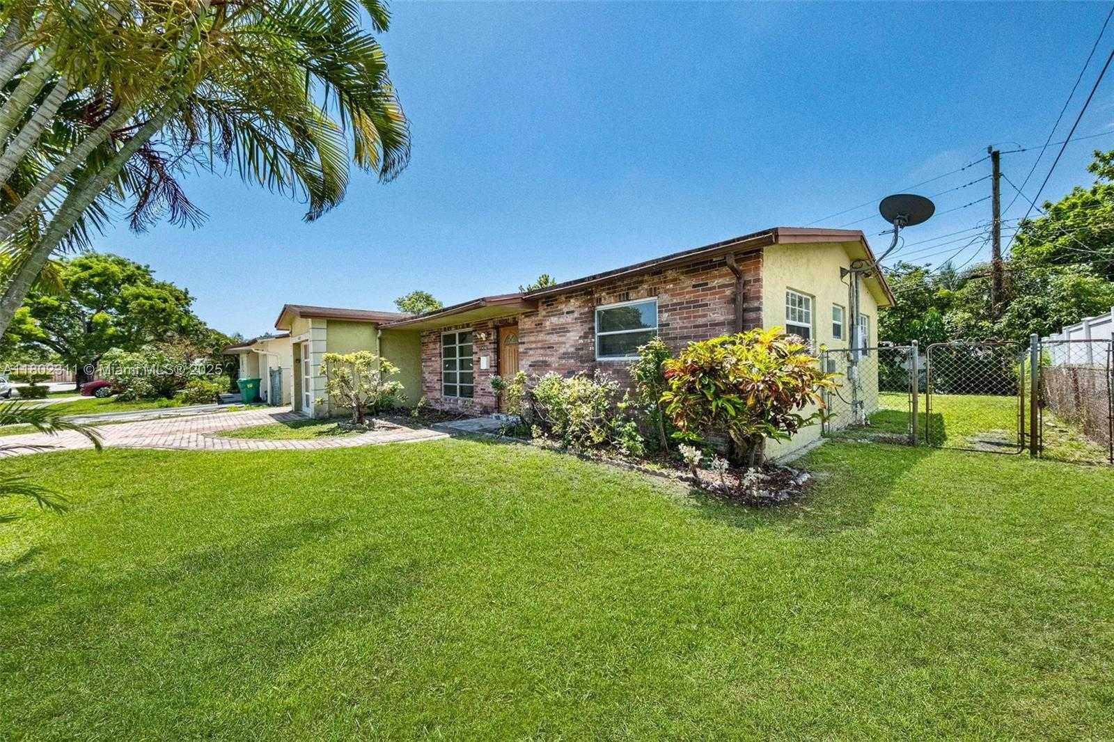 Small Image of 4240 NORTH WEST 22ND ST, Lauderhill Number 4