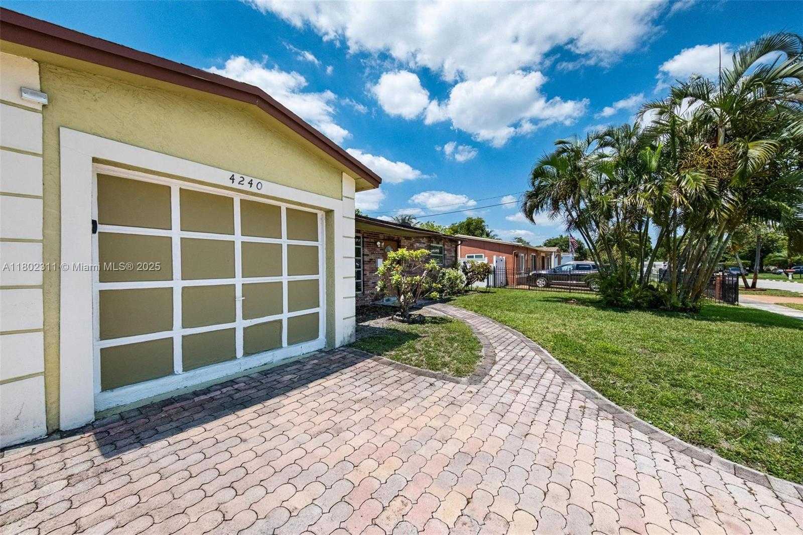 Small Image of 4240 NORTH WEST 22ND ST, Lauderhill Number 5