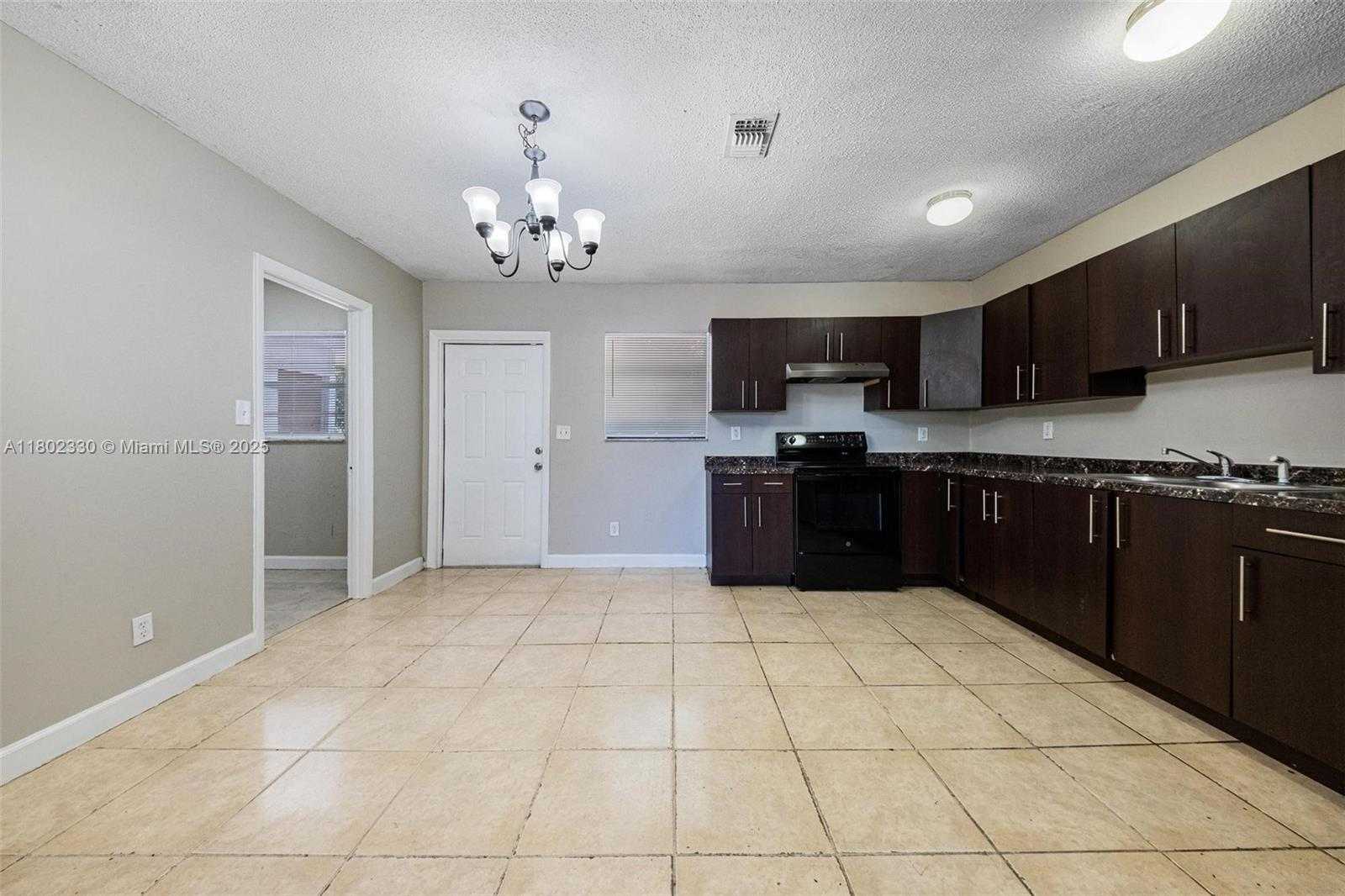 Small Image of 540 NORTH WEST 7TH TER, Pompano Beach Number 12