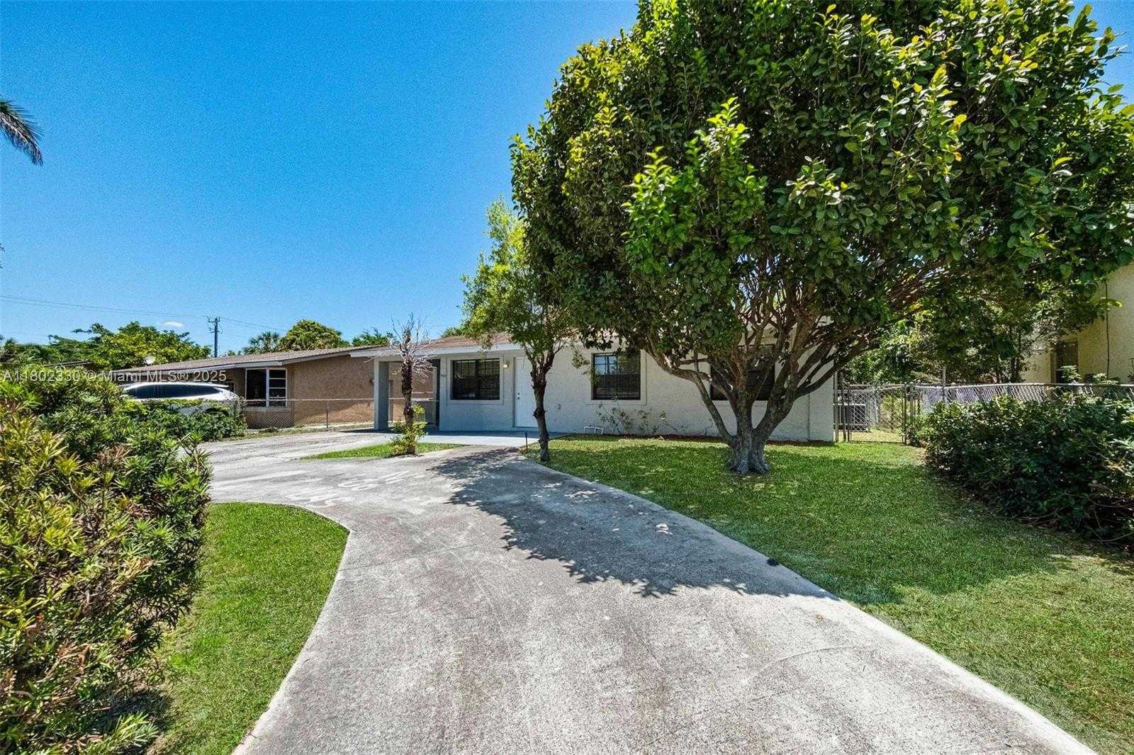 Small Image of 540 NORTH WEST 7TH TER, Pompano Beach Number 5
