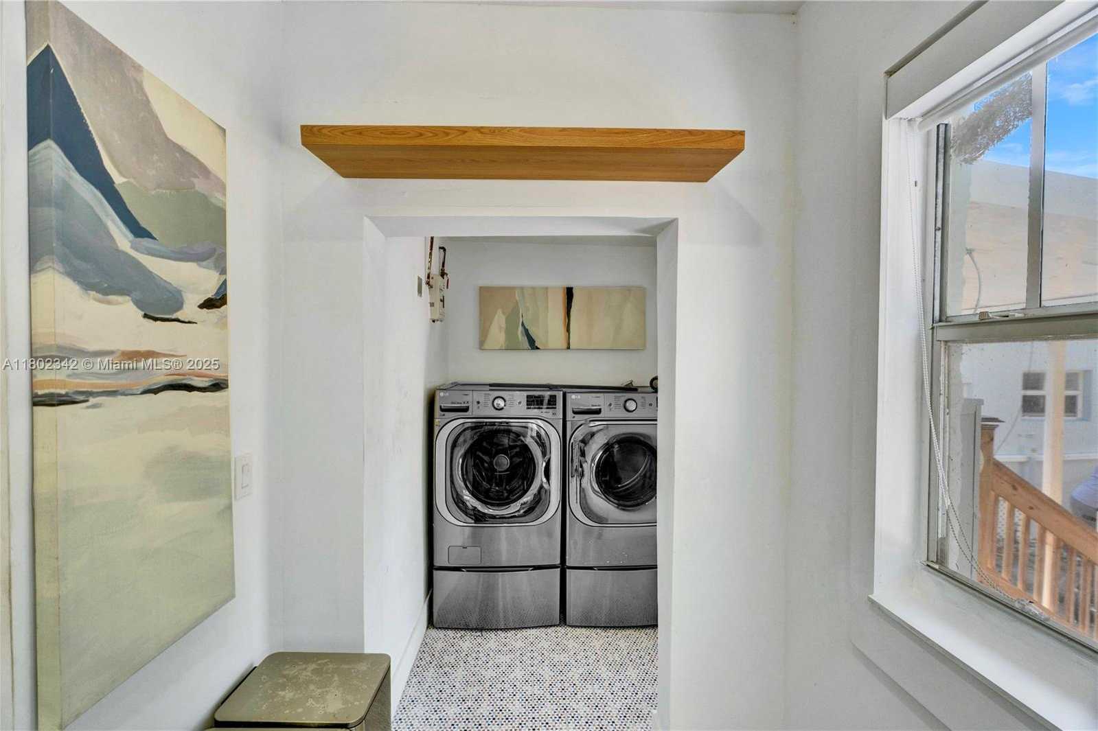 Small Image of 38 NORTH WEST 47TH TER, Miami Number 44