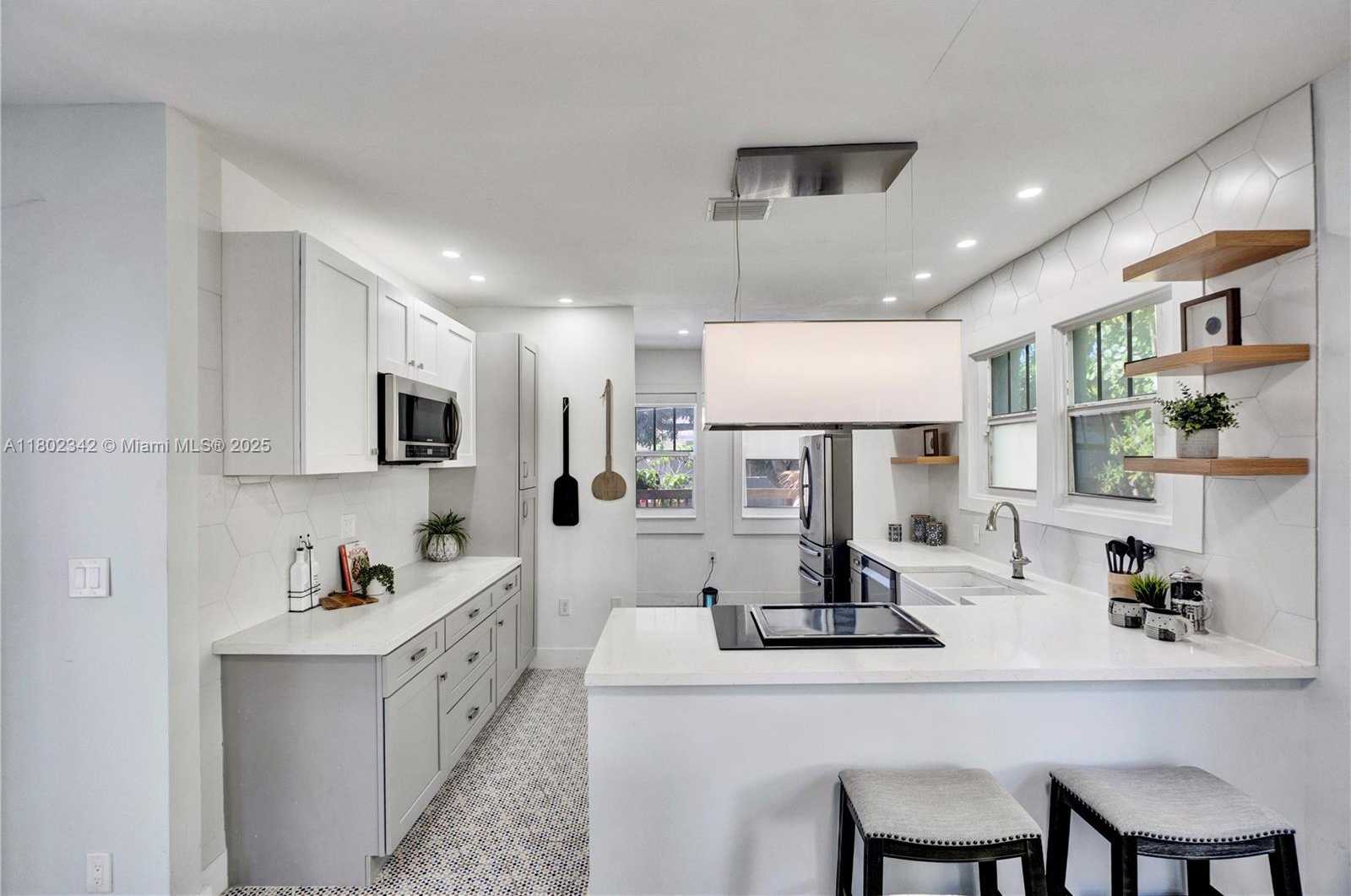 Small Image of 38 NORTH WEST 47TH TER, Miami Number 8