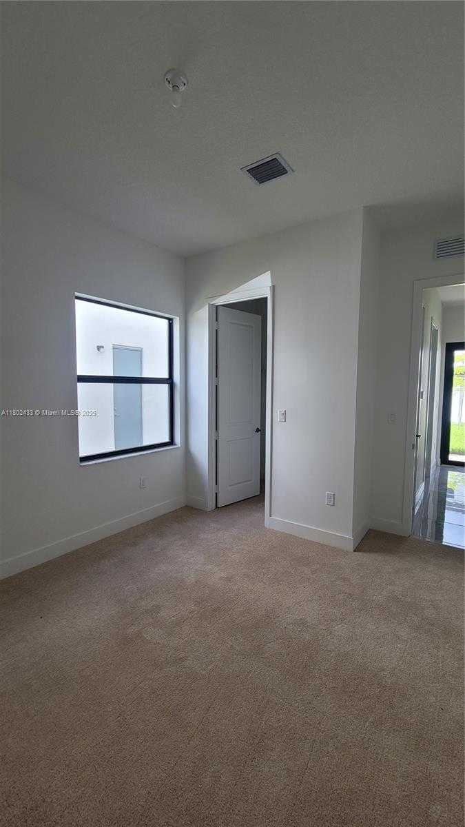 Small Image of 4578 SOUTH WEST 174TH AVE, Miramar Number 19