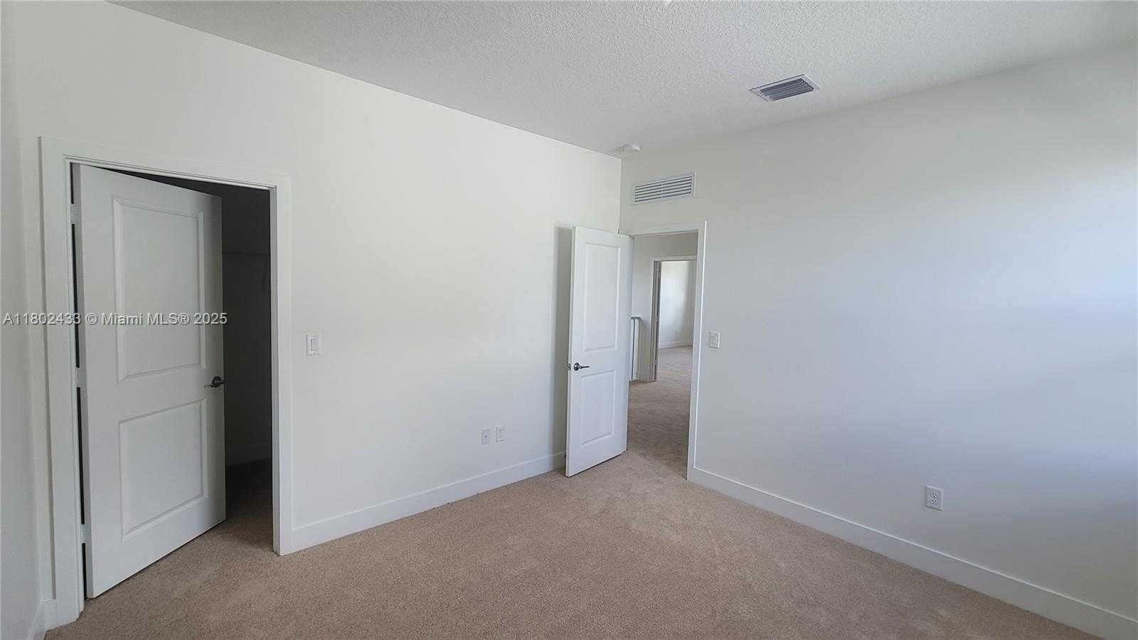 Small Image of 4578 SOUTH WEST 174TH AVE, Miramar Number 22