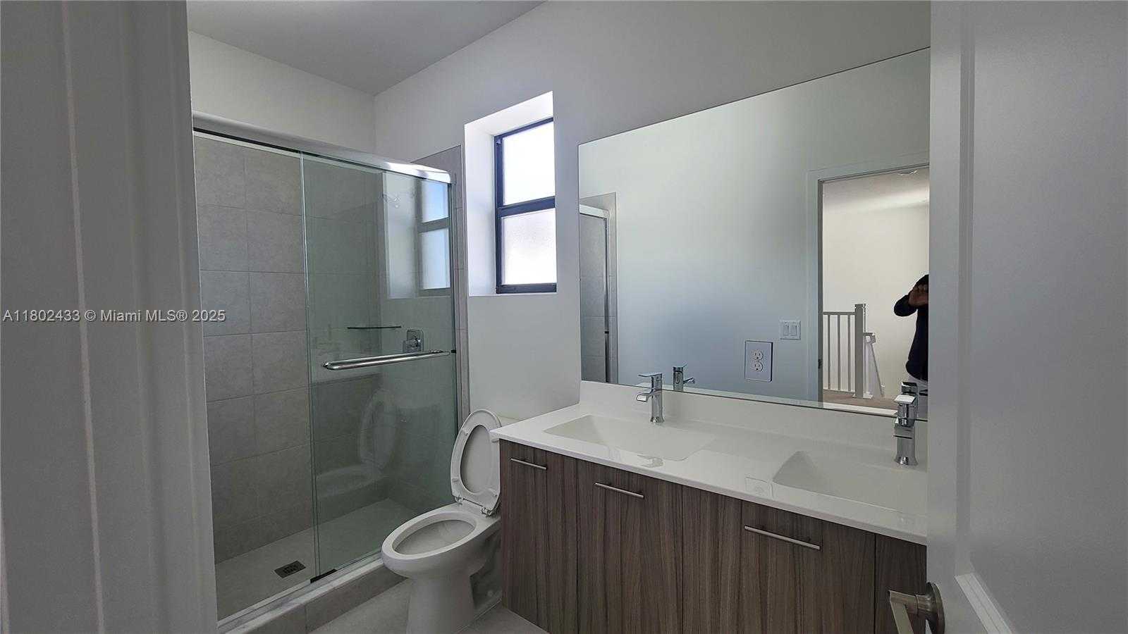 Small Image of 4578 SOUTH WEST 174TH AVE, Miramar Number 26