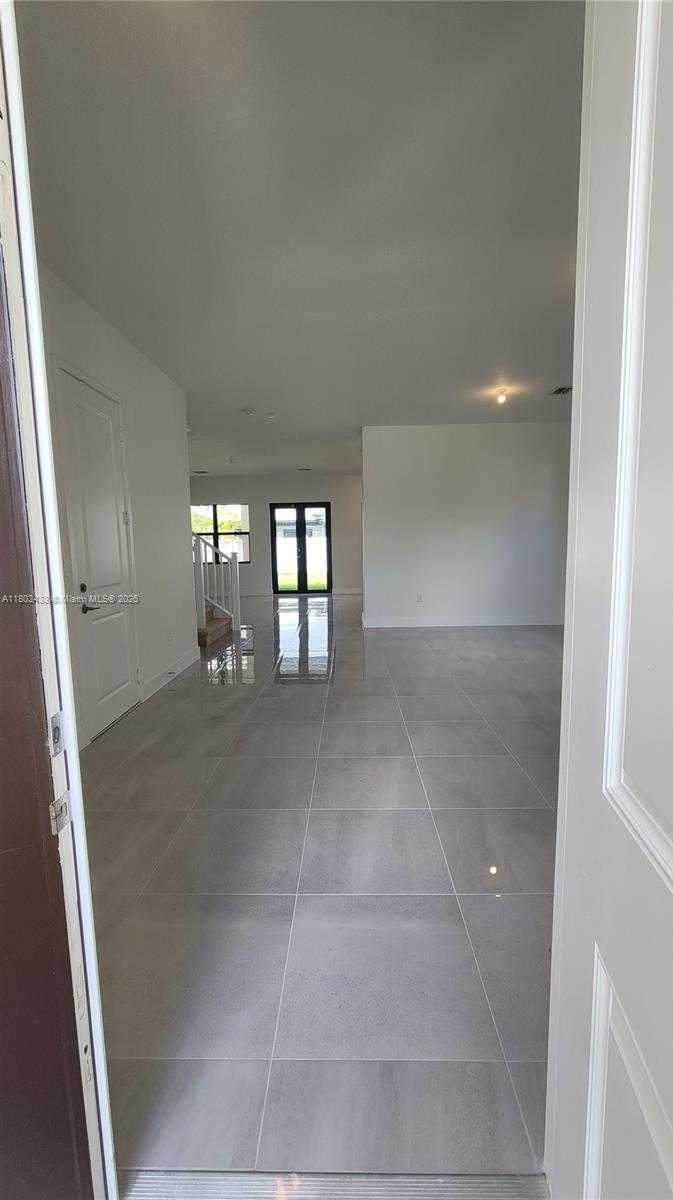 Small Image of 4578 SOUTH WEST 174TH AVE, Miramar Number 36