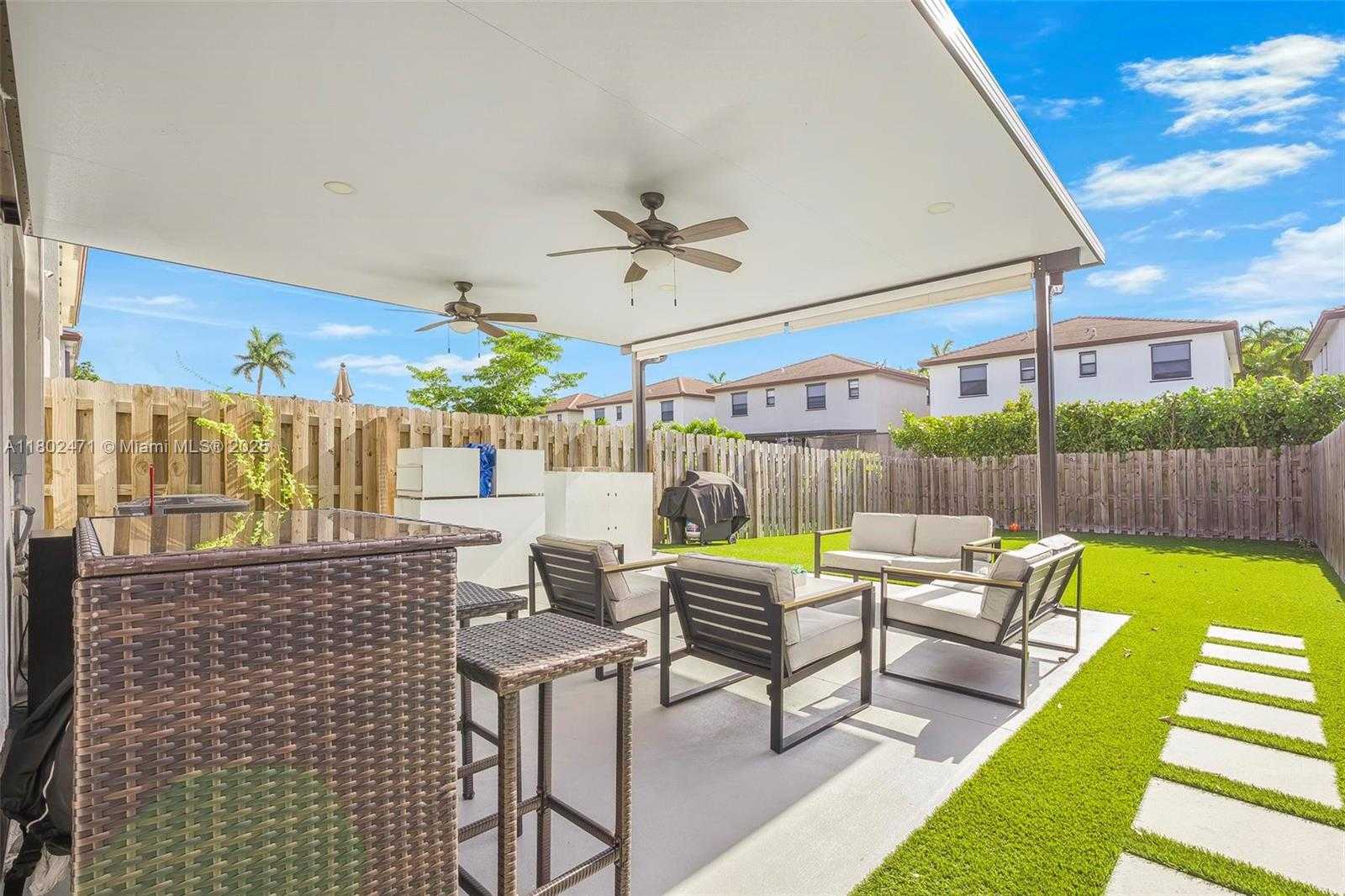 Small Image of 25280 SOUTH WEST 108TH CT, Homestead Number 23