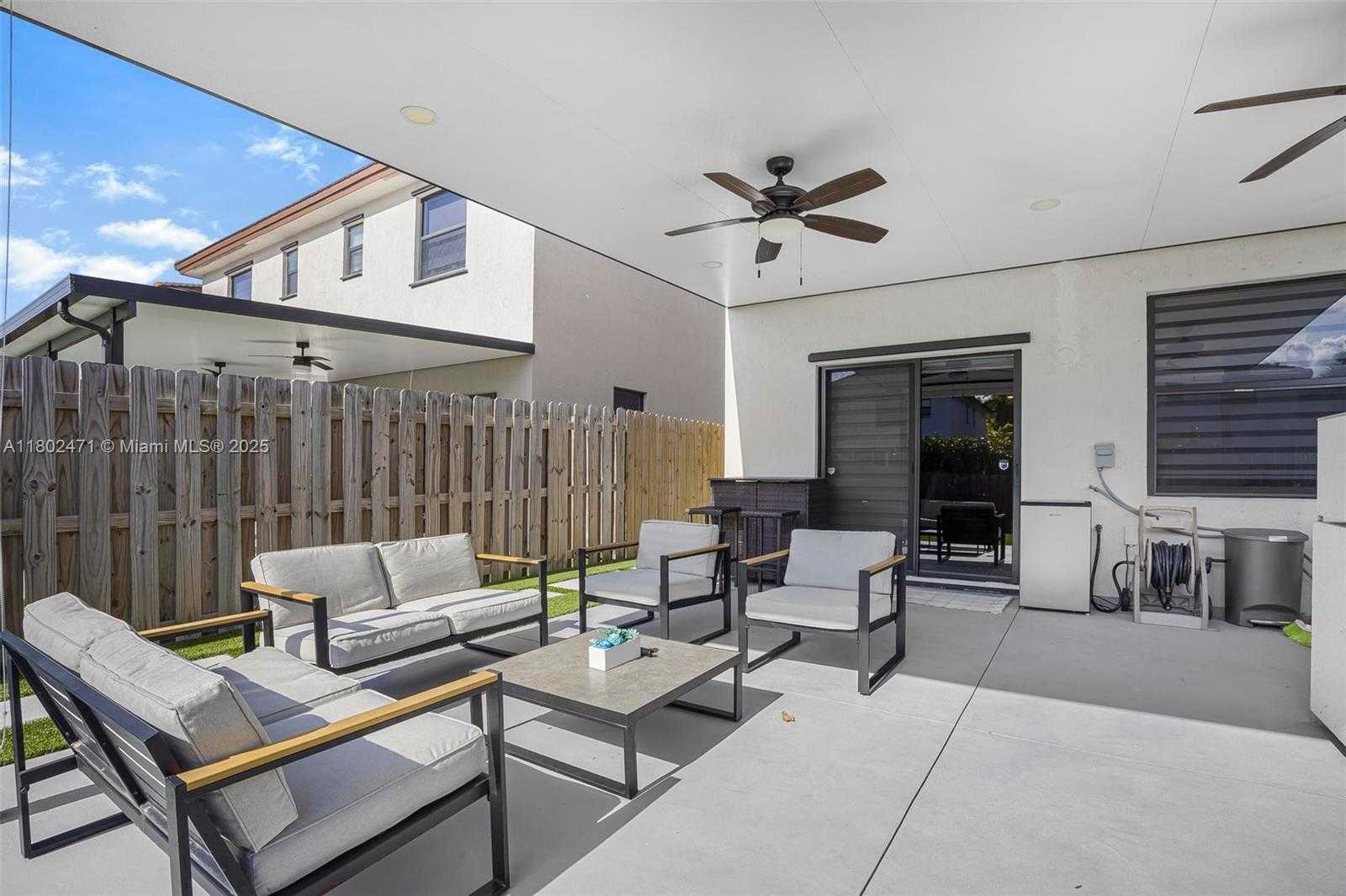 Small Image of 25280 SOUTH WEST 108TH CT, Homestead Number 27