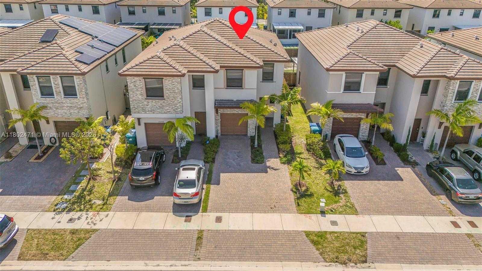 Small Image of 25280 SOUTH WEST 108TH CT, Homestead Number 29