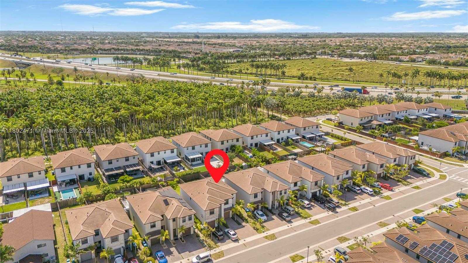 Small Image of 25280 SOUTH WEST 108TH CT, Homestead Number 33