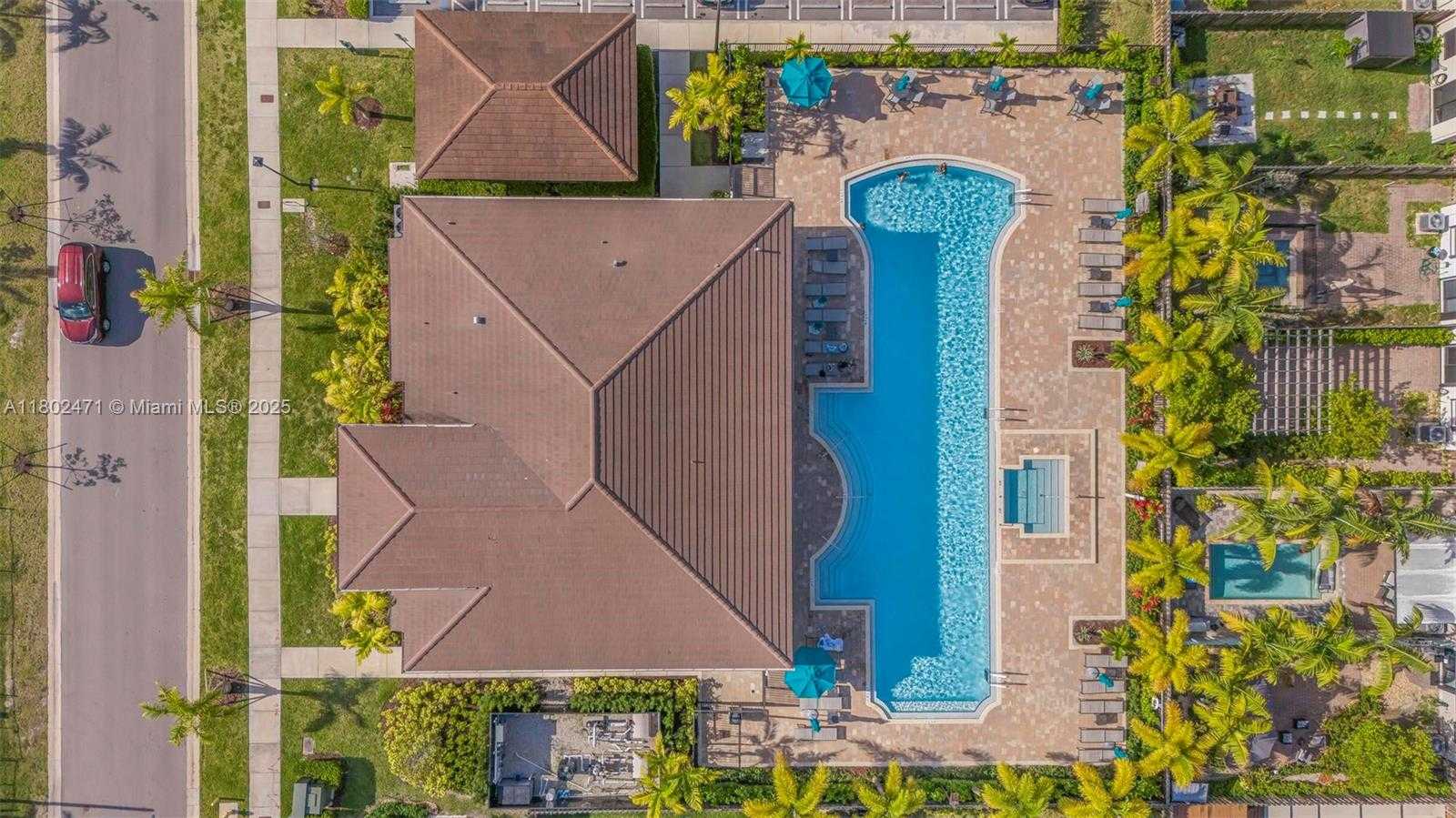 Small Image of 25280 SOUTH WEST 108TH CT, Homestead Number 35