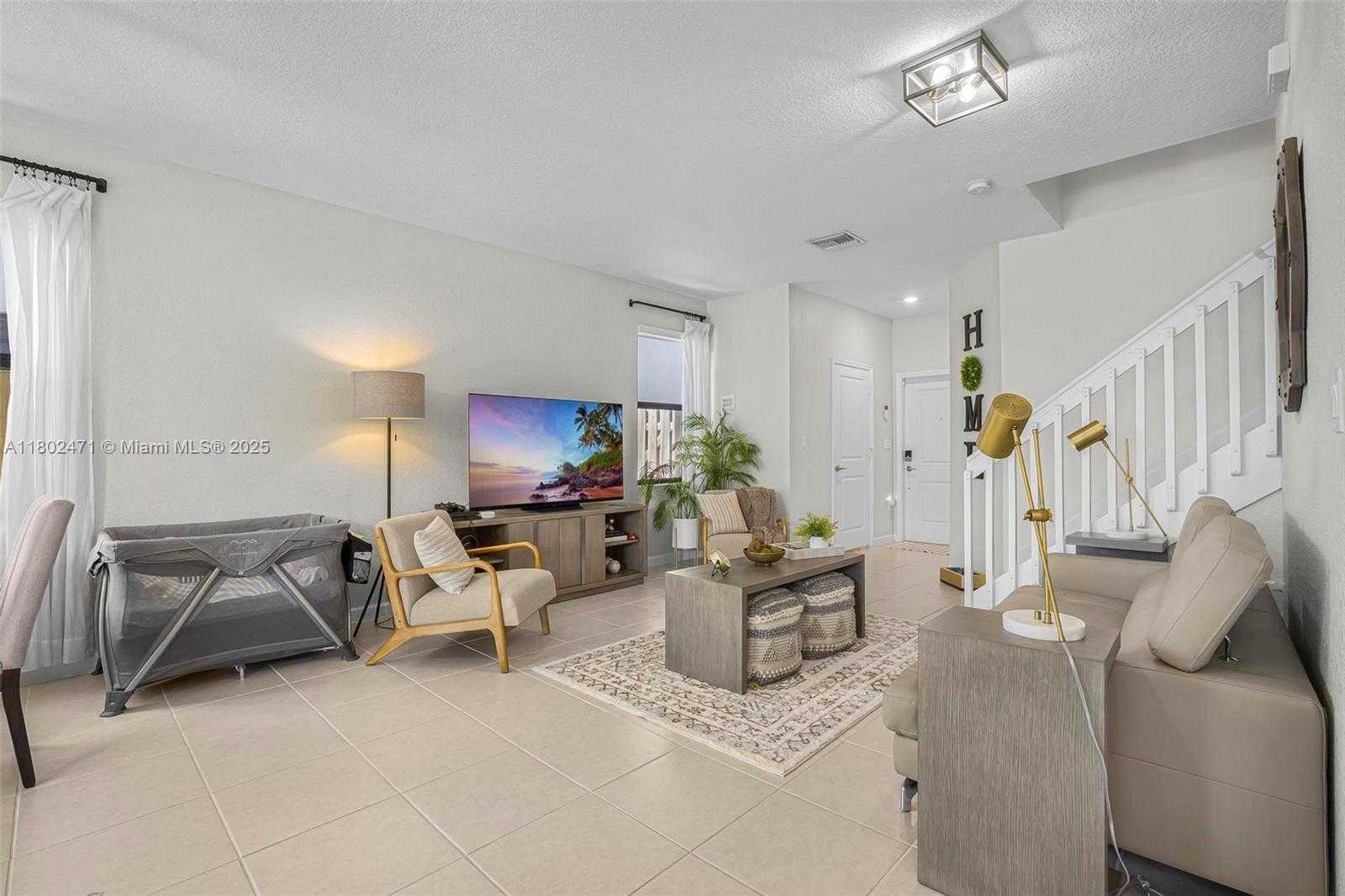 Small Image of 25280 SOUTH WEST 108TH CT, Homestead Number 6