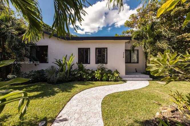 Small Image of 4228 NORTH WEST 3RD AVE, Miami Number 2