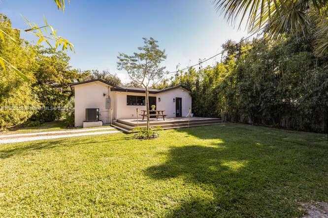 Small Image of 4228 NORTH WEST 3RD AVE, Miami Number 33