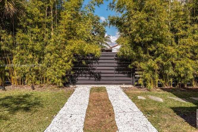 Small Image of 4228 NORTH WEST 3RD AVE, Miami Number 37
