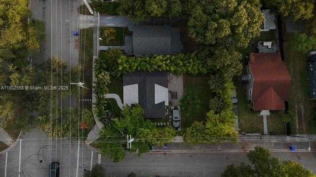 Small Image of 4228 NORTH WEST 3RD AVE, Miami Number 41