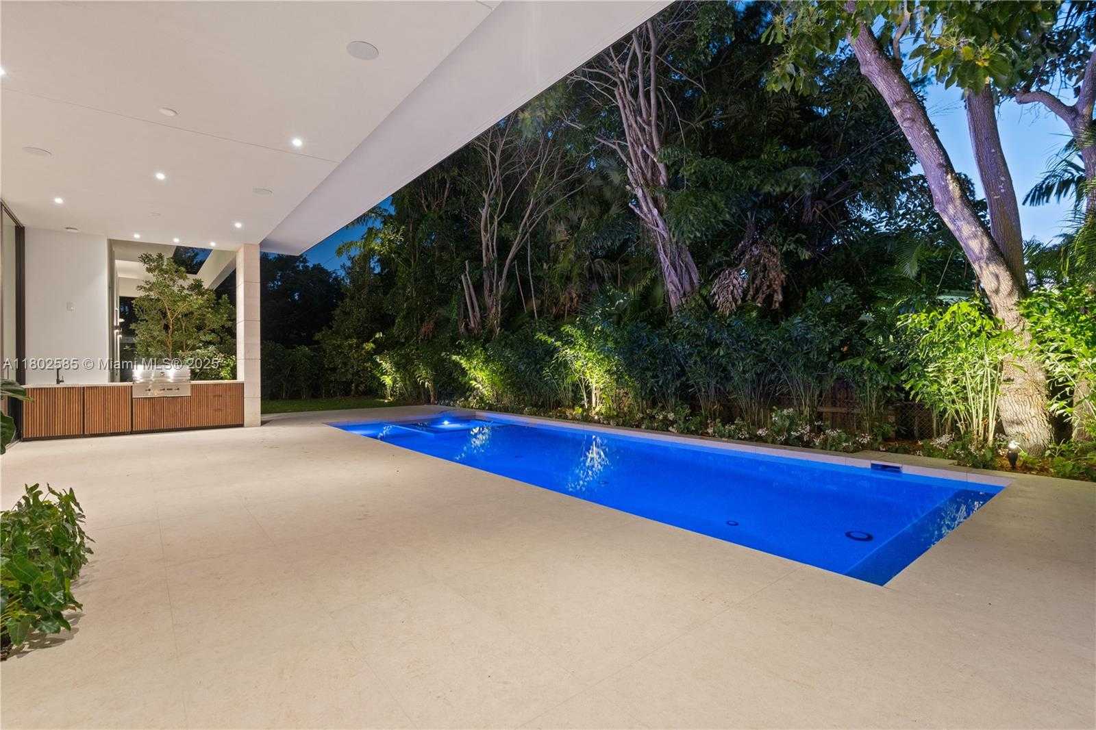 Small Image of 7700 SOUTH WEST 50TH CT, Miami Number 26