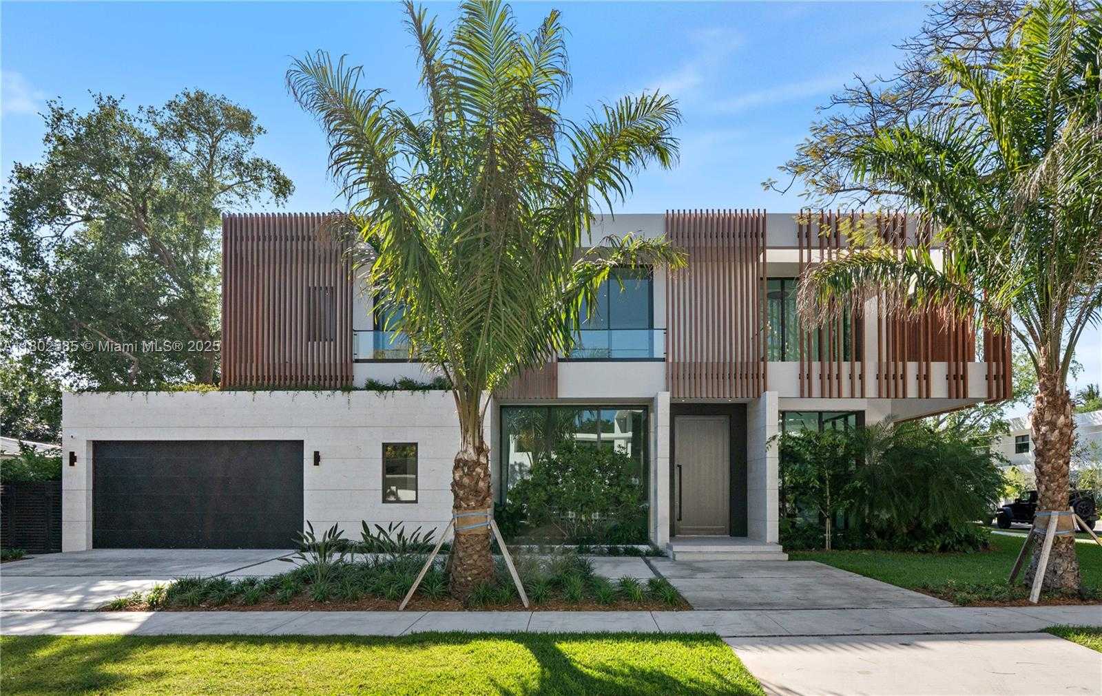 Small Image of 7700 SOUTH WEST 50TH CT, Miami Number 4