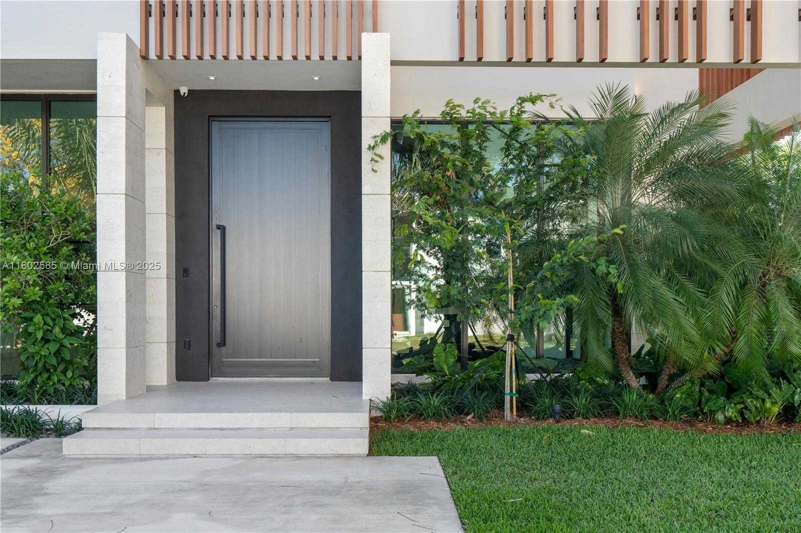 Small Image of 7700 SOUTH WEST 50TH CT, Miami Number 5