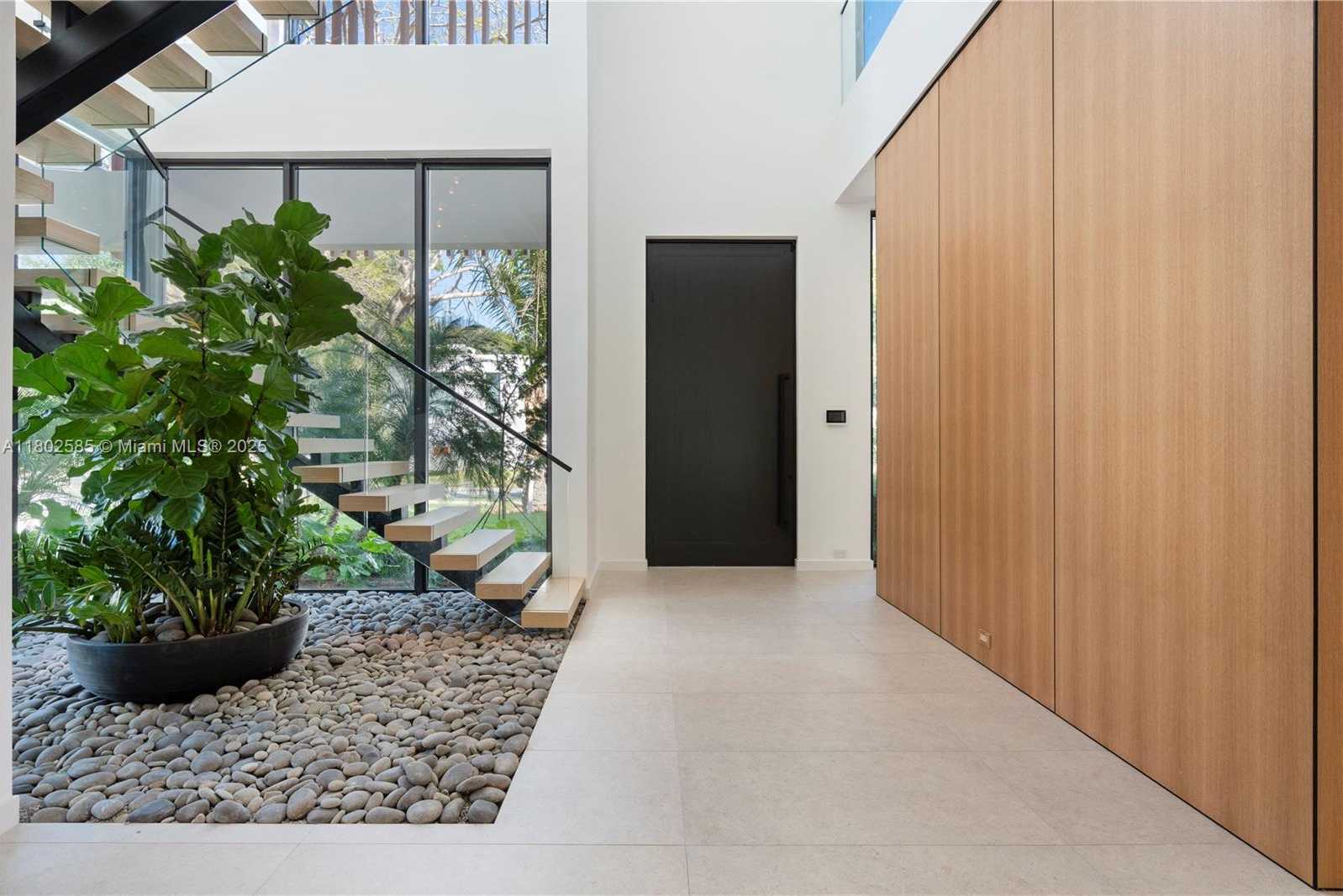 Small Image of 7700 SOUTH WEST 50TH CT, Miami Number 6