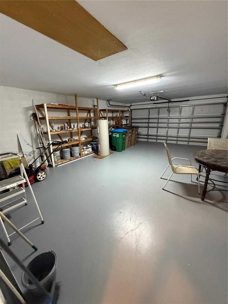 Small Image of 1309 NORTH EAST 16 TERR, Cape Coral Number 15