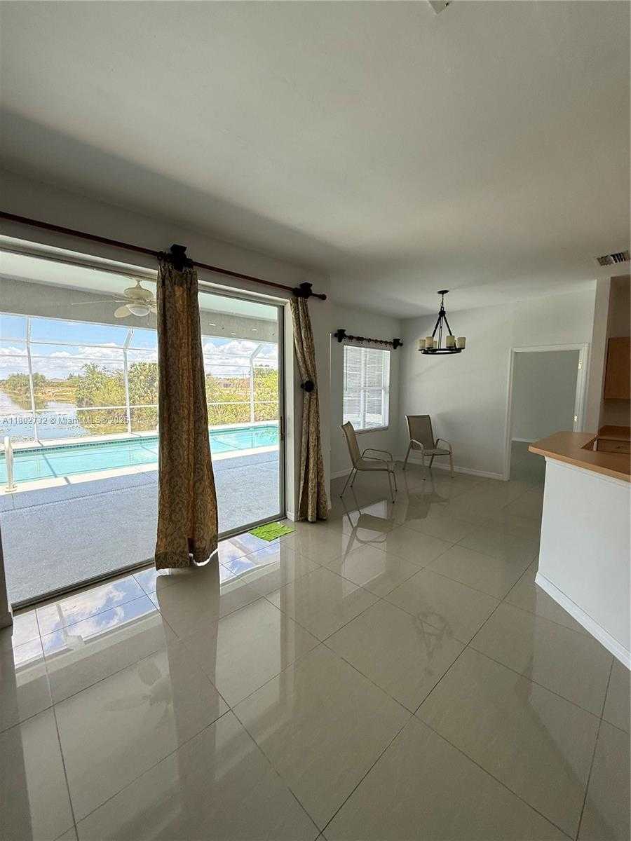 Small Image of 1309 NORTH EAST 16 TERR, Cape Coral Number 36