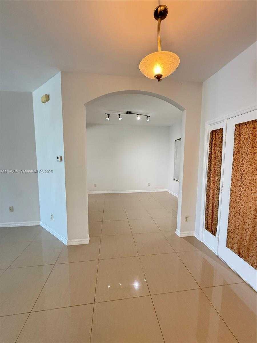 Small Image of 1309 NORTH EAST 16 TERR, Cape Coral Number 8