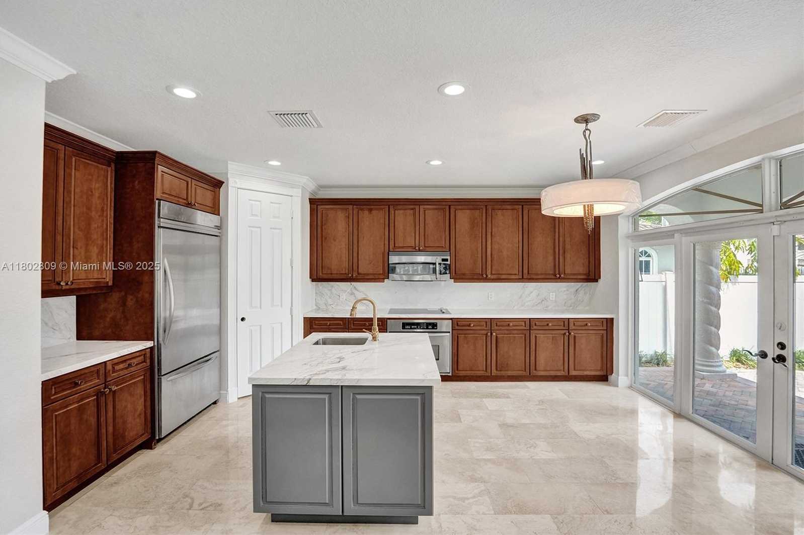 Small Image of 827 SOUTH EAST 2ND CT, Fort Lauderdale Number 18