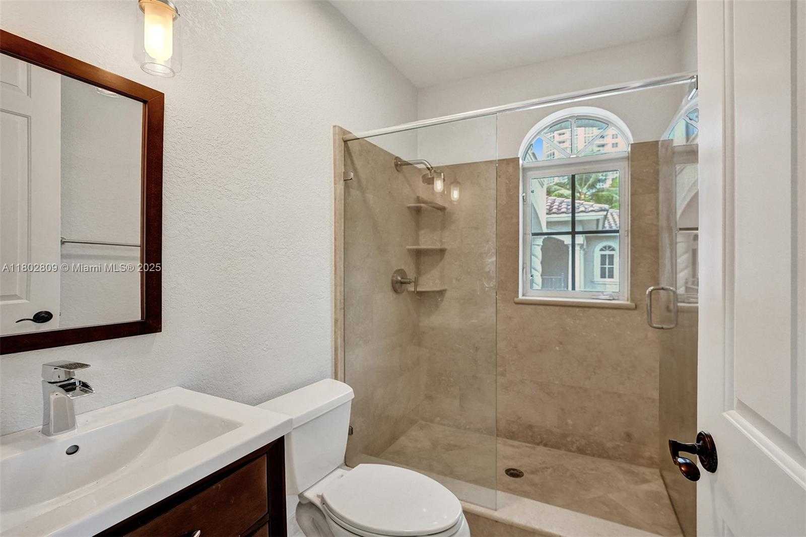 Small Image of 827 SOUTH EAST 2ND CT, Fort Lauderdale Number 33