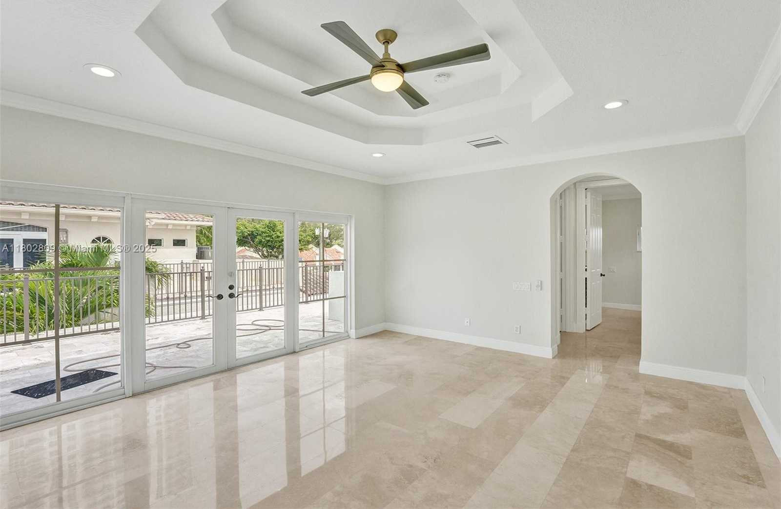 Small Image of 827 SOUTH EAST 2ND CT, Fort Lauderdale Number 37