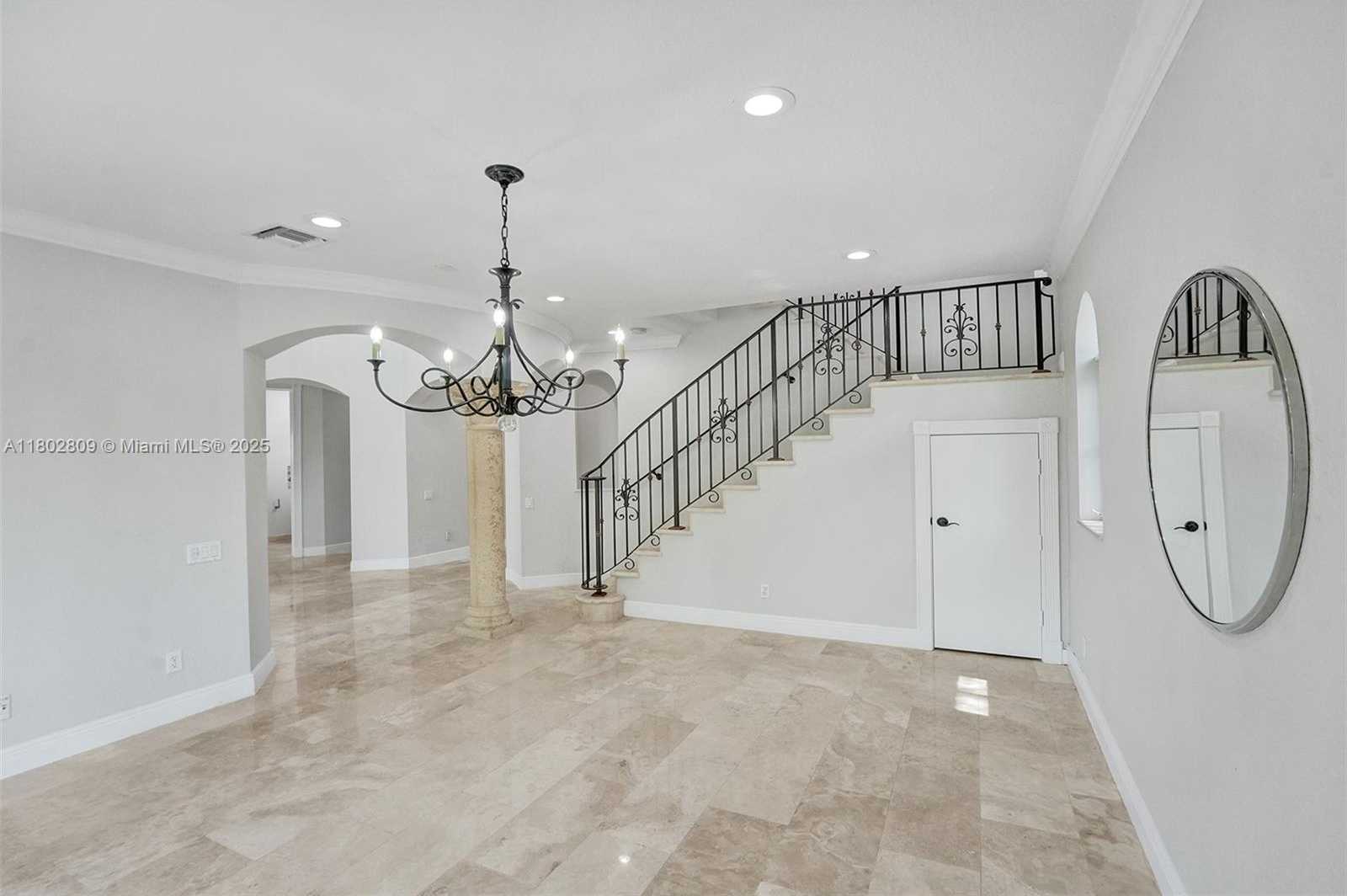 Small Image of 827 SOUTH EAST 2ND CT, Fort Lauderdale Number 6