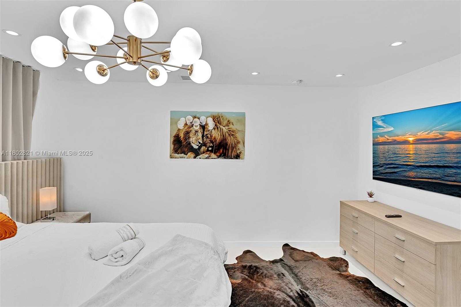 Small Image of 5005 JOHNSON ST, Hollywood Number 17