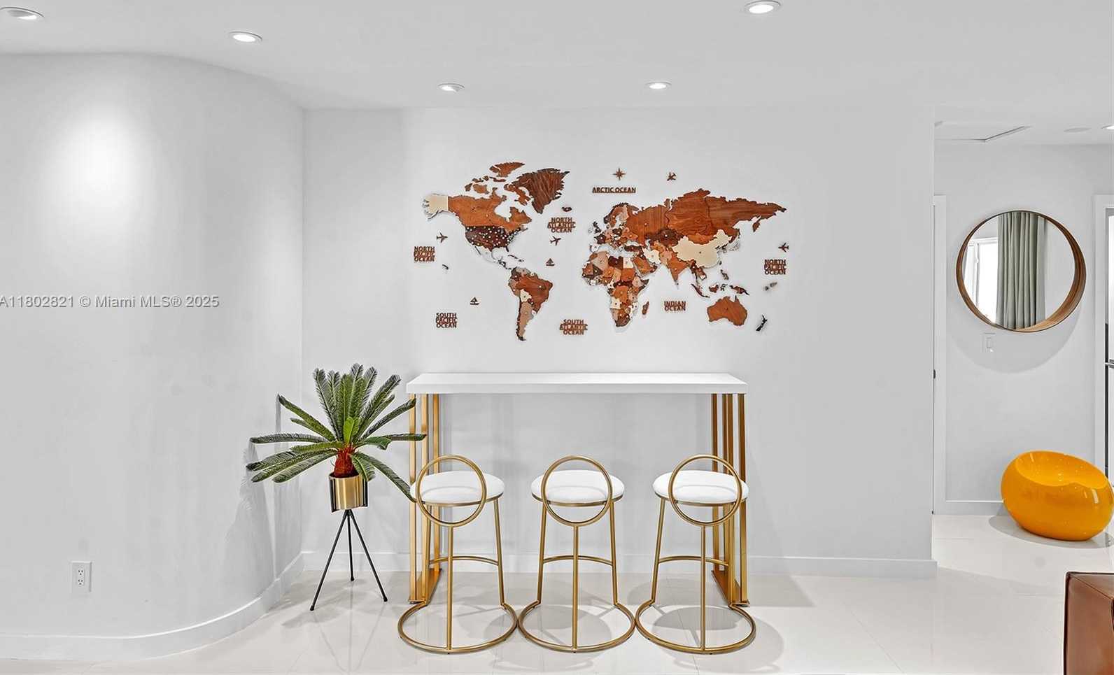 Small Image of 5005 JOHNSON ST, Hollywood Number 9