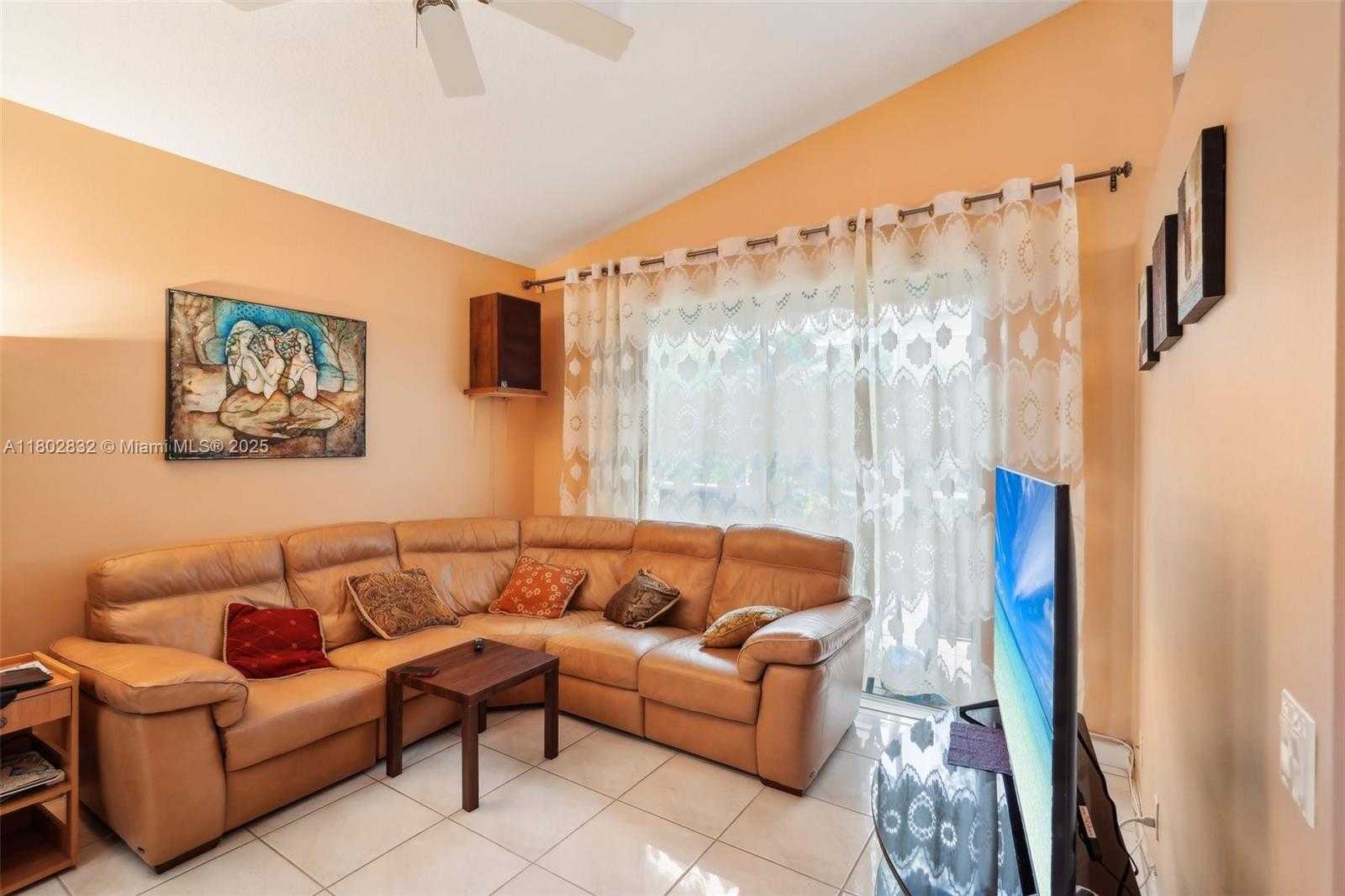 Small Image of 11672 NORTH WEST 13TH MNR, Coral Springs Number 5