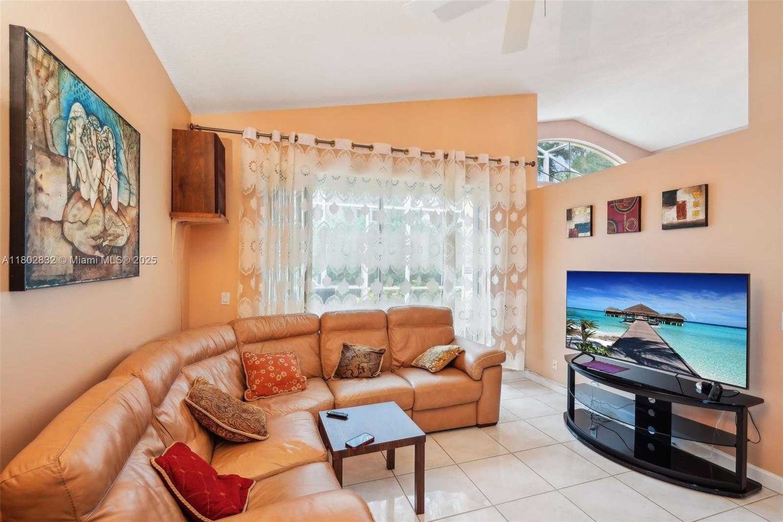 Small Image of 11672 NORTH WEST 13TH MNR, Coral Springs Number 7