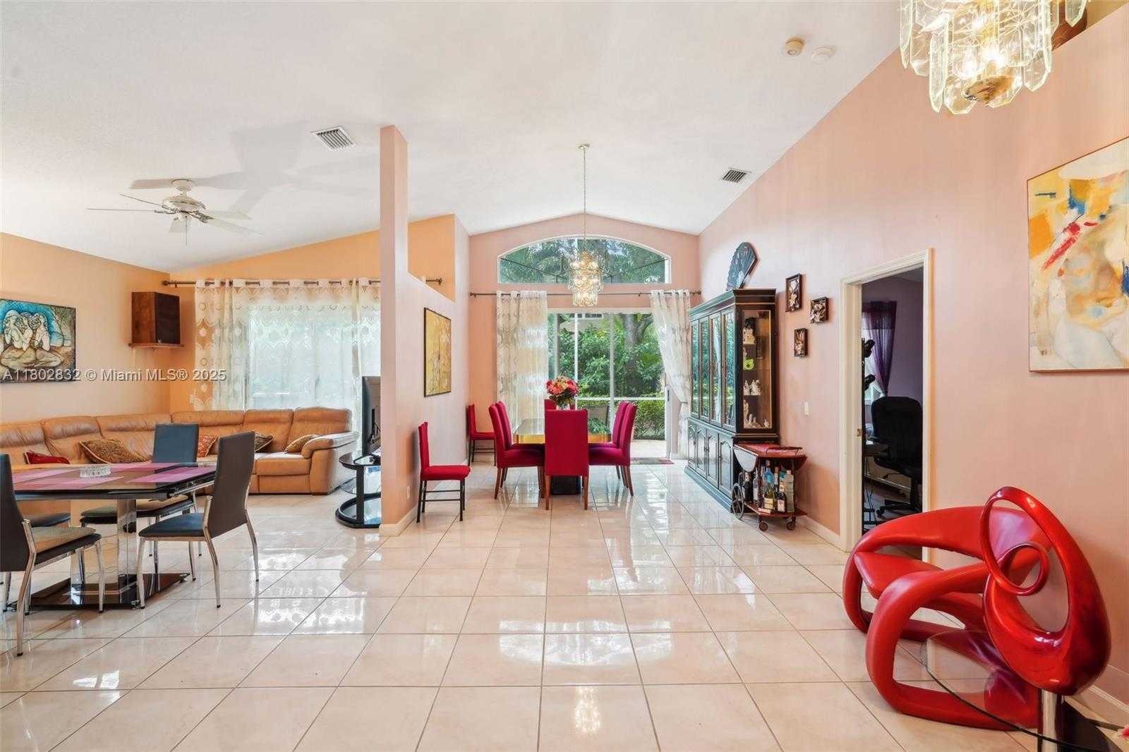 Small Image of 11672 NORTH WEST 13TH MNR, Coral Springs Number 9