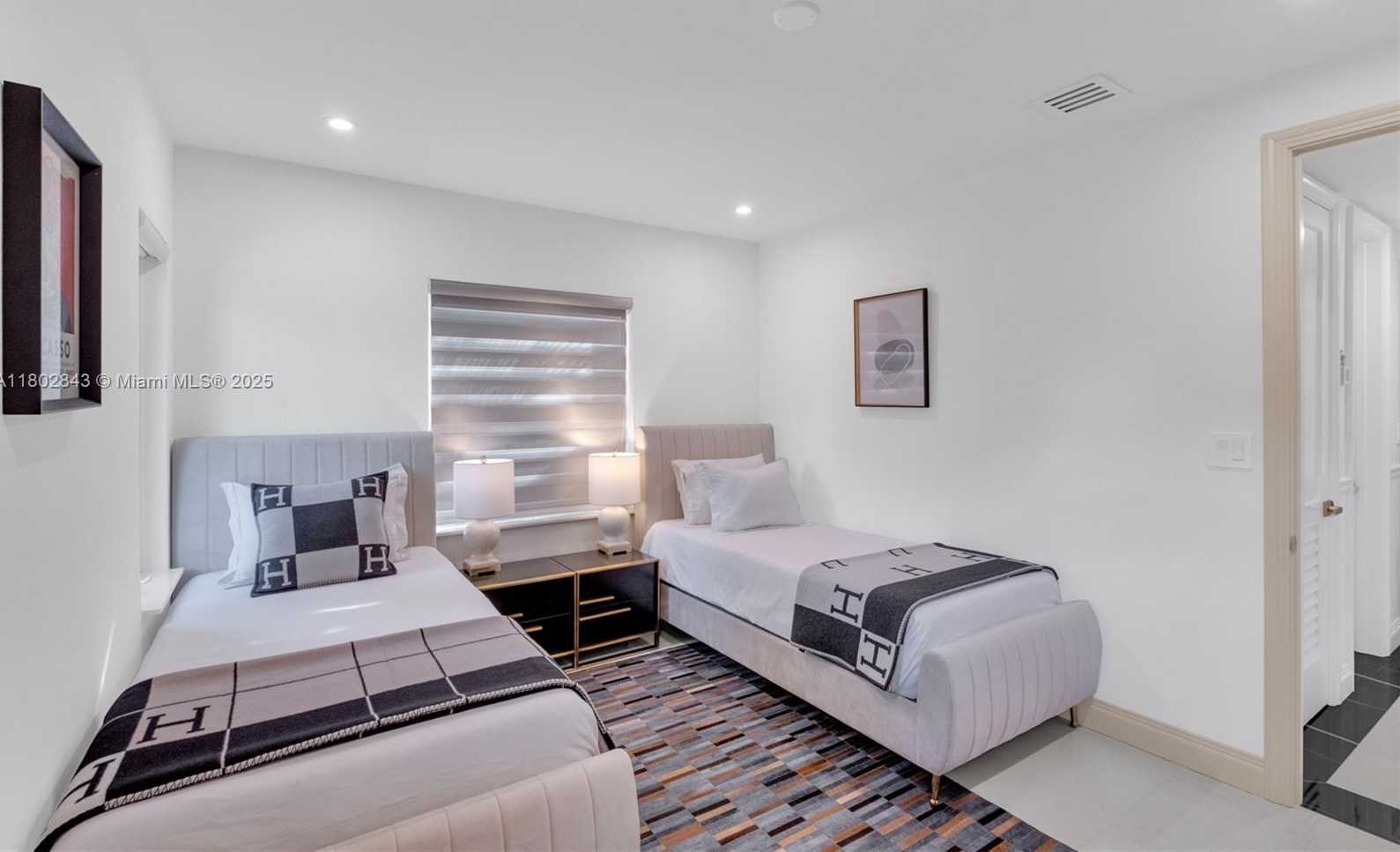 Small Image of 726 NORTH EAST 17TH WAY, Fort Lauderdale Number 22