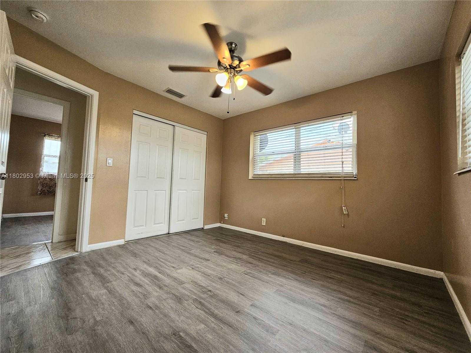 Small Image of 4461 NORTH WEST 61ST ST, North Lauderdale Number 13