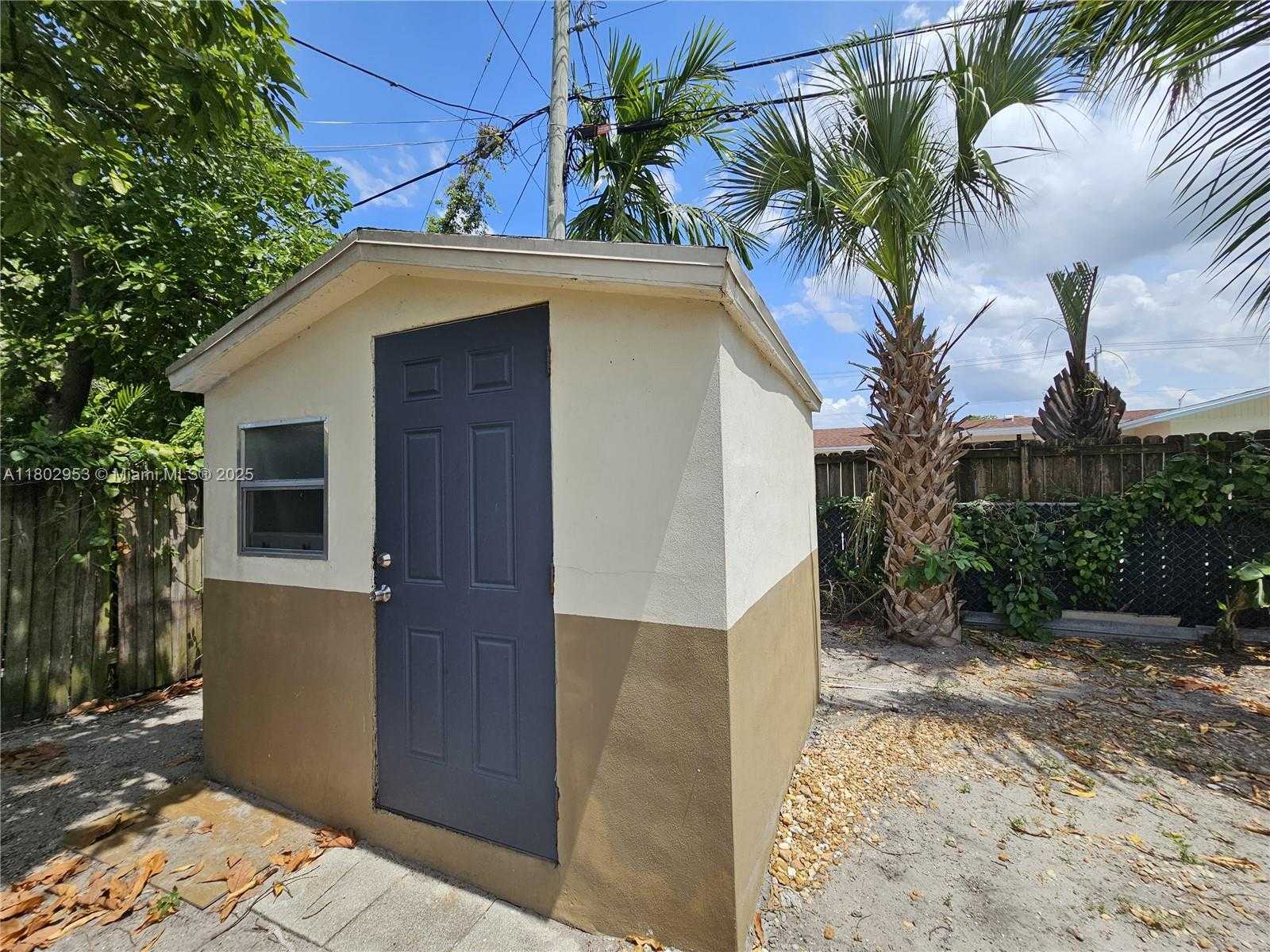 Small Image of 4461 NORTH WEST 61ST ST, North Lauderdale Number 26