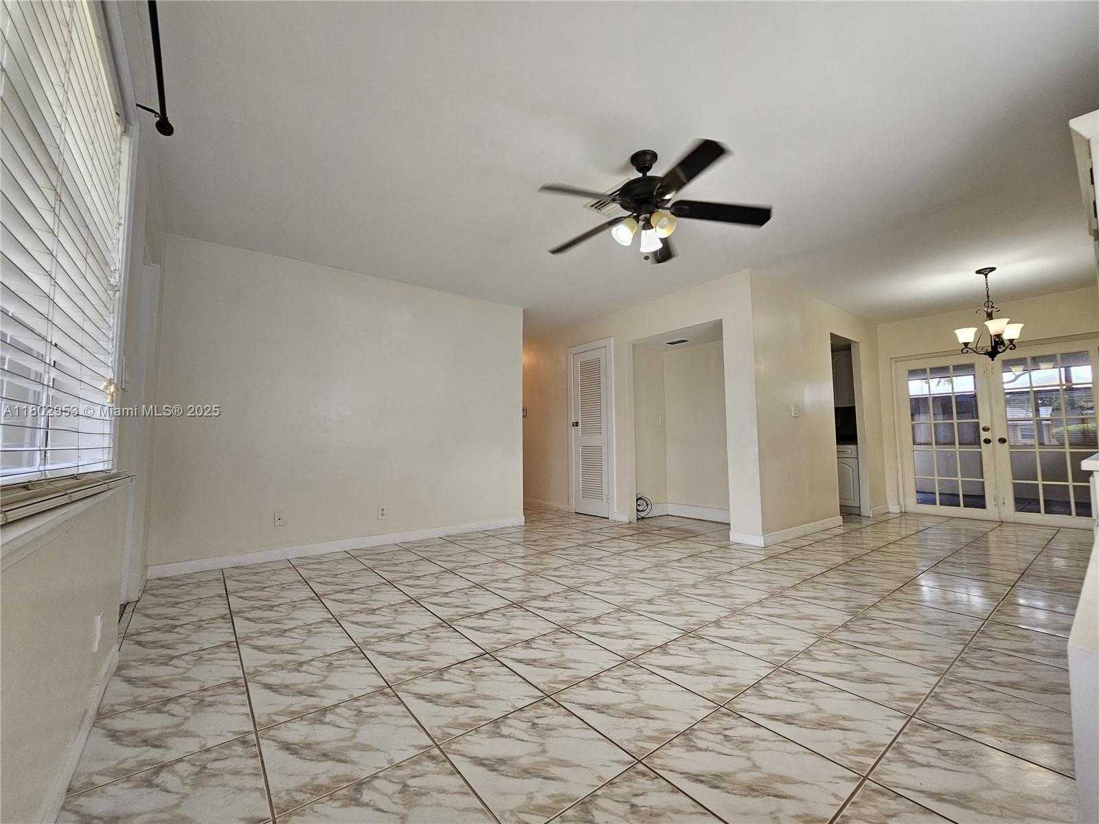 Small Image of 4461 NORTH WEST 61ST ST, North Lauderdale Number 5