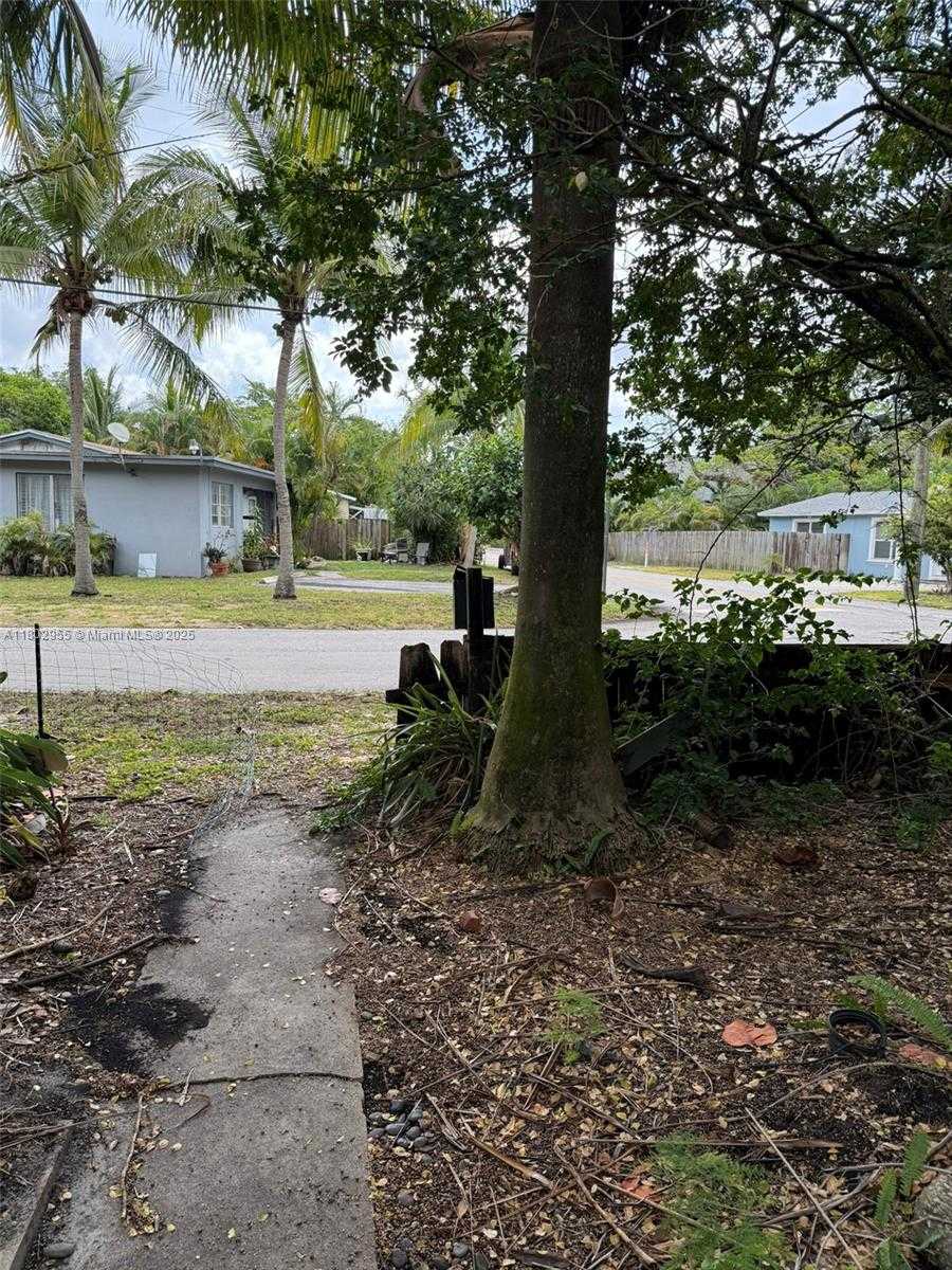 Small Image of 1201 NORTH EAST 1ST AVE, Fort Lauderdale Number 11