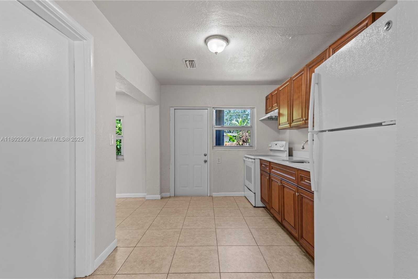 Small Image of 5288 NORTH ANDREWS AVE, Oakland Park Number 4
