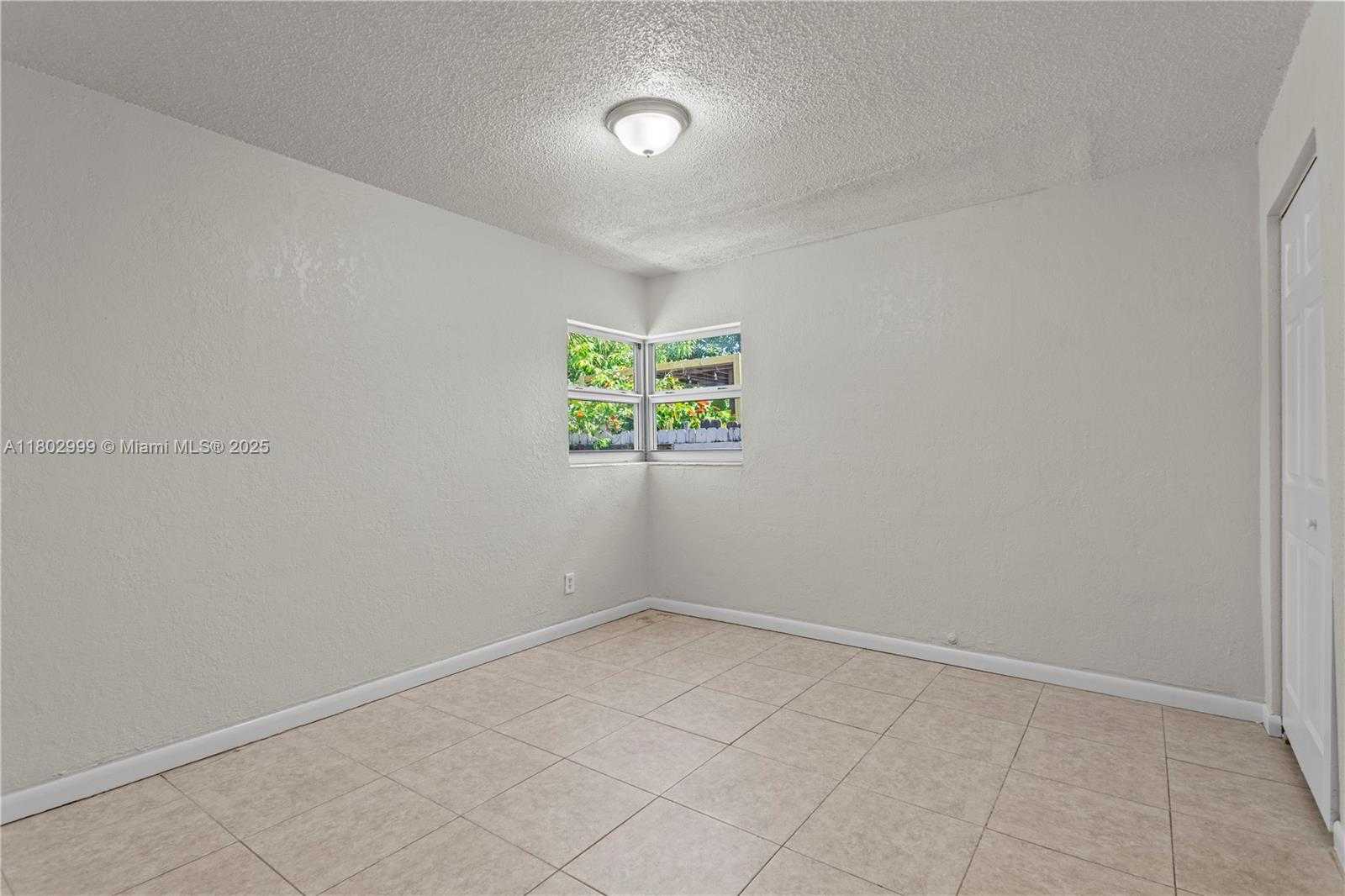Small Image of 5288 NORTH ANDREWS AVE, Oakland Park Number 8