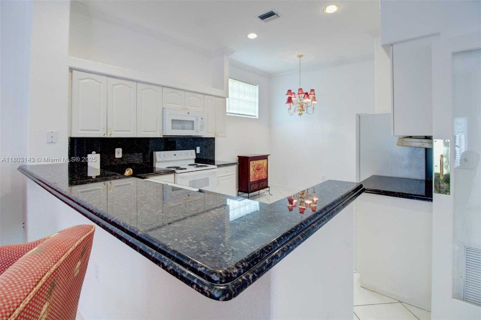 Small Image of 9072 NORTH WEST 145TH ST, Miami Lakes Number 13