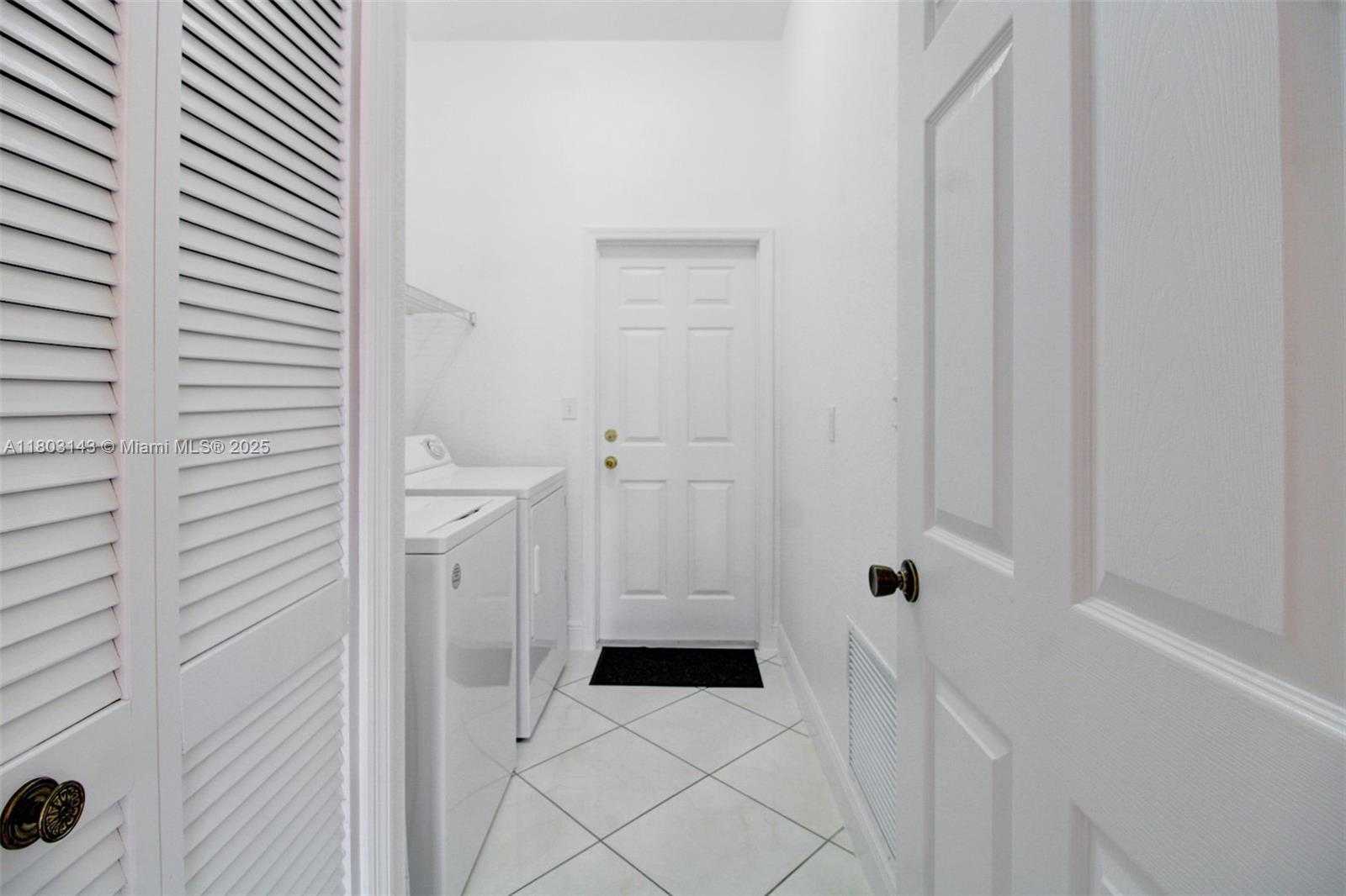 Small Image of 9072 NORTH WEST 145TH ST, Miami Lakes Number 32